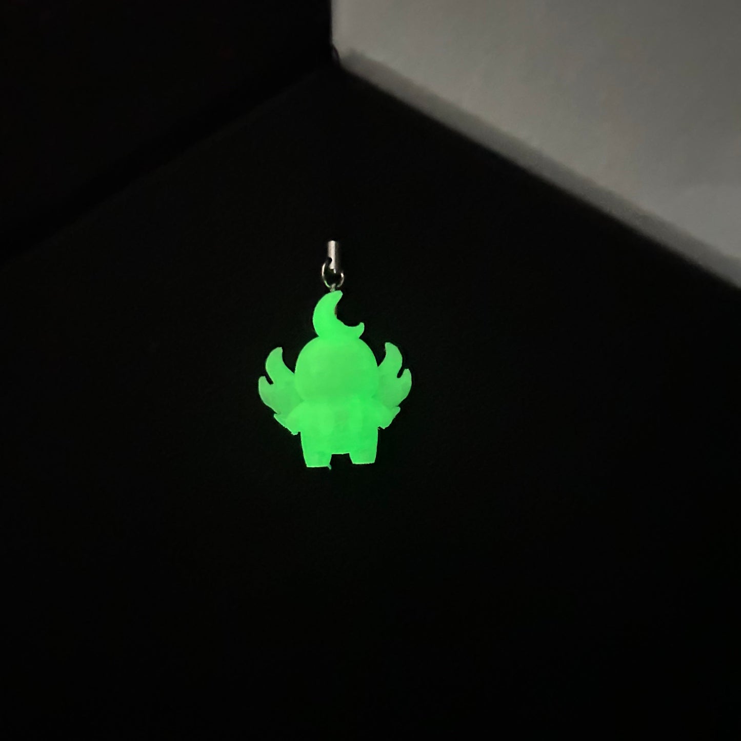 Nocty: La Guardiana dei Sogni FLUO